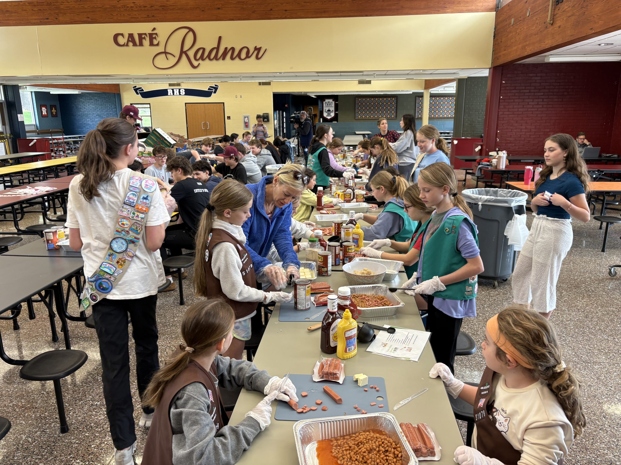 Casseroles for a Cause: Radnor Youth Help Saint John’s Hospice Feed Vulnerable Community Members